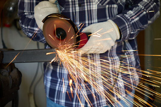 cutting metal with an angle grinder