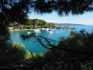 Krk&nbsp;ist die gr&ouml;&szlig;te und bedeutendste Stadt sowie Kurort und Hafen in der gleichnamigen Bucht an der Westk&uuml;ste der gleichnamigen Insel&nbsp;Krk