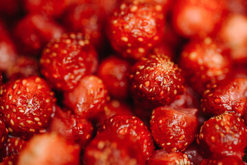 red strawberry berries, food backgroung, tasty and delicious, selective focus