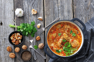 Chakhokhbili, Georgian chicken stew in a pot