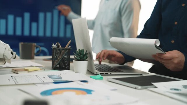 AI tools enable consultants to enhance market research accuracy, supporting collaborative business planning and effective marketing solutions. Noogenesis AI