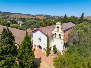 Fototapeta premium Mission San Juan Bautista aerial view at 406 2nd Street in historic town center of San Juan Bautista, San Benito County, California CA, USA. 