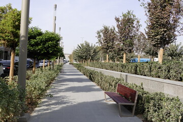 ウズベキスタンの首都タシケントにあるティムール広場の銅像と博物館、及びコーラン博物館と近辺のイスラム建築。