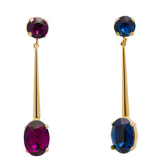 Ear rings-fancy earring-new design-beautiful-modern earring-stylish-round earring-fashionable-model earring-modular-red-green-white background