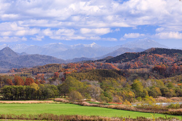 北海道平取町、幌尻岳視点場からの眺め【10月】	