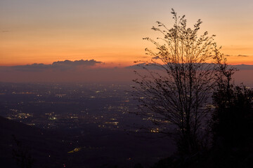 Tramonto Autunnale dalle alture dei monti lucretili - Città di Roma sullo Sfondo