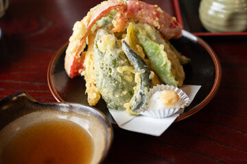 盛り付けられた美味しい天ぷら