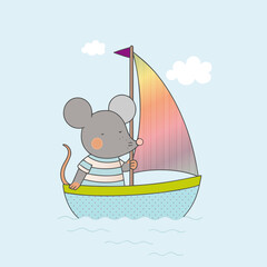 S&uuml;&szlig;e Vektorillustration einer Maus auf einem Segelboot mit buntem Segel. Fr&ouml;hliches, maritimes Motiv mit Wolken und Wellen &ndash; symbolisiert Sommer, Freiheit und Abenteuer.