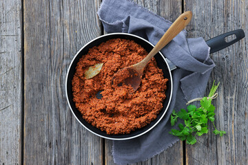 slow cooked spicy beef ragu, cincinnati chili