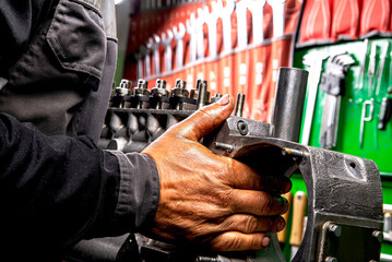 repair of fuel pump of eight-cylinder diesel engine installation of equipment and attachments on pump body