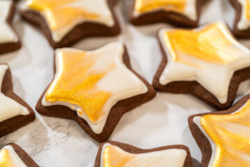 Perfectly Icing Star Cookies with Royal Icing