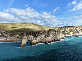 Aerial view of the beautiful Durdle Door Beach in Lulworth. Jurassic Coast and Durdle Door in Dorset. Durdle Door, Dorset, Jurassic Coast, England, UK