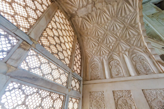 Bibi Ka Maqbara in Aurangabad