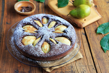Herbstlicher Birnenkuchen mit Schockolade