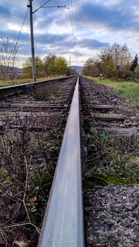 Rail to endless infinity
