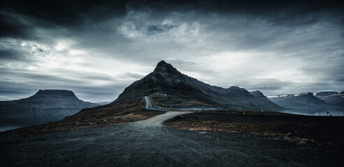sur la route d'Isafjördur en Island