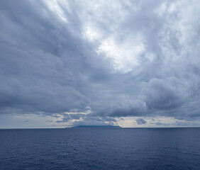 Lîle de Capri ressemble ce 8 septembre à une cocotte-minute, Italie, Mer Tyrrhénienne