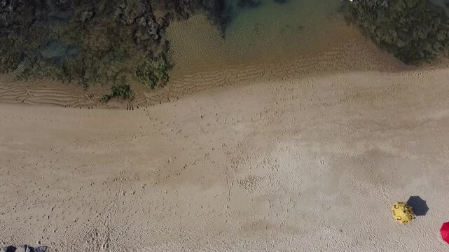 Imagens a&eacute;reas captadas por drone da Praia do Pocinho, uma praia pouco conhecida no litoral leste de Fortaleza, Cear&aacute;.