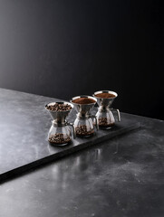 커피, 원두커피, 에스프레소, 원두, 갈다, 원두커피 내리는 도구, 드리퍼, 필터, 핸드드립, 모카포트, 에어로프레스, 프렌치프레스, 추출기