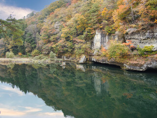 塔のへつりの紅葉