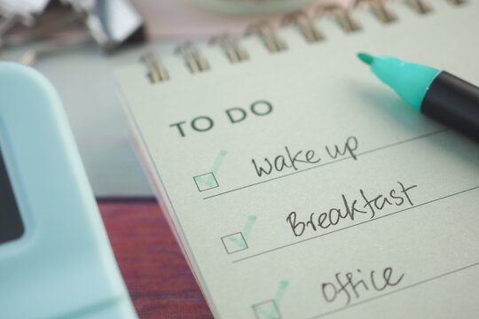 Task list with morning routine for a productive day