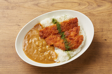 美味しそうなチキンカツカレー　イメージ