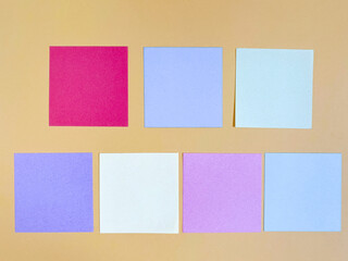 Fototapeta premium Blank empty multicolor note paper for copy space background. Stock photo.