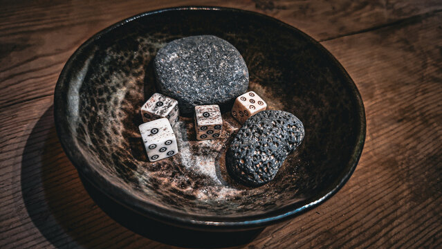 Wikinger Knochenw&uuml;rfel