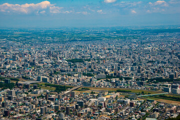 Obraz premium Vibrant High-Density Cityscape: An Aerial View