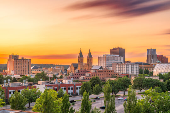 Akron, Ohio, USA downtown skyline at dusk. 723