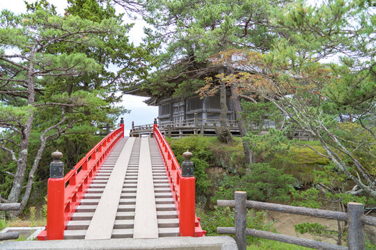 仙台の瑞巌寺の五大堂にかかる、すかし橋の風景