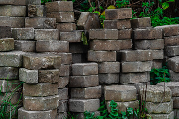 Gestapelte Pflastersteine