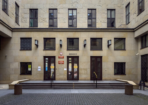 Gmach, budynek Sądu Okręgowego, Warszawa.	