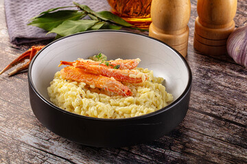 Risotto with natural crab leg