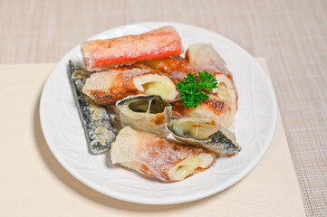 色々な具材でライスペーパー巻き
