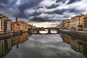 ponte vecchio in florence italy