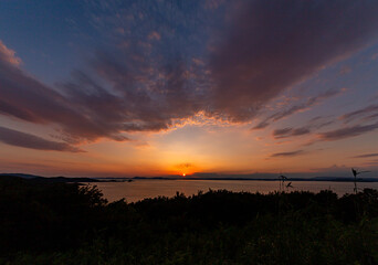 夕日の輝く瀬戸内海