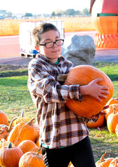picking out pumpkins for halloween
