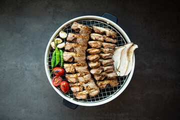 Savory Braised Ribs and Mushrooms