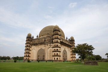 gol gumbad in india © abc foto