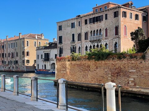 Fototapeta Włochy, Italia, Wenecja, budynek, cegły, woda, kanał