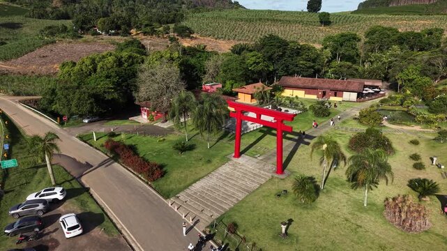 Imagem a&eacute;rea da est&aacute;tua do Buda gigante na cidade de Ibira&ccedil;u. localizada no Mosteiro Zen Morro da Vargem, em Ibira&ccedil;u pr&oacute;ximo a regi&atilde;o metropolitana de Vit&oacute;ria, as margens da br101.
