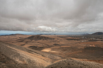 Vista desde el Mirador de Tababaire hacia la costa norte de Fuerteventura