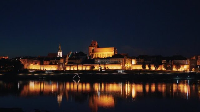 night view of Toruń hyperlaps City