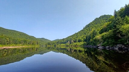 Obraz premium Jacques Cartier lake in Quebec