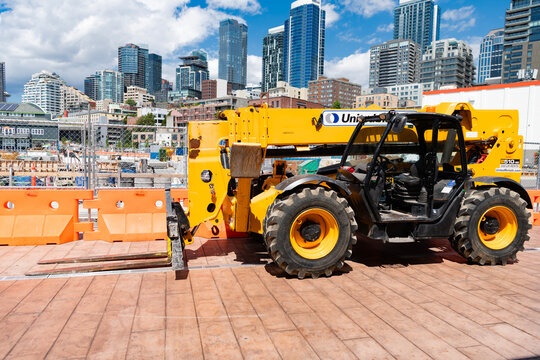 Seattle, Washington, USA - July 26, 2024: Telescopic Boom Lift. Boom lift outdoor. Machine equipment. Heavy crane equipment. Boom lifting machinery. Lift machine crane for building site