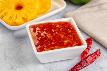 Sweet and spicy chili pineapple sauce
