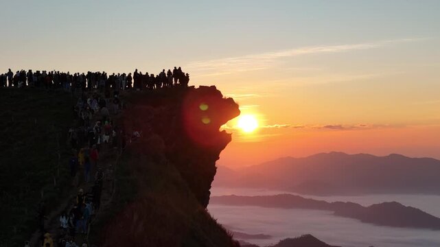 Phu Chi Fa, Thoeng District, Wiang Kaen District, Chiang Rai Province, a tourist attraction where you can see a 360-degree sea of ​​mist, Asia.