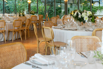 mesa, cena, restaurante, boda, servilleta, configuracion, cuchillo, cubertería, mantel, decoraciones, celebraciones, lugar, plata, banquete, acomodador, almuerzo, de lujo