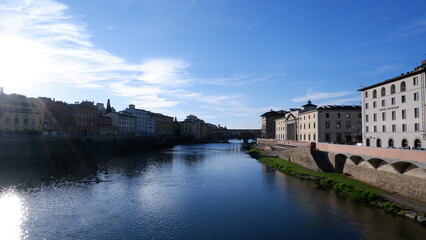 Fototapeta premium river arno in florence italy